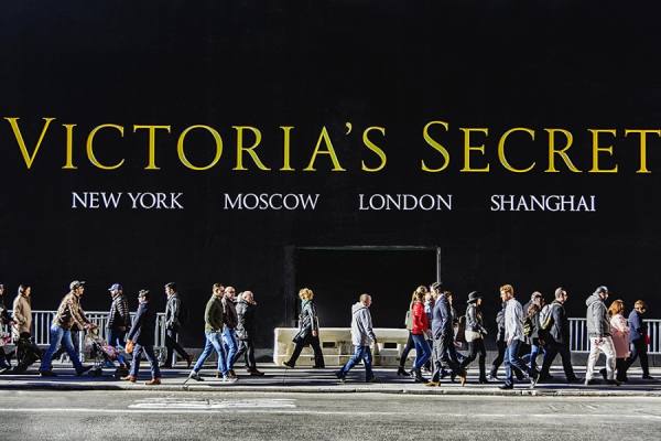 Photograph Mitchell Funk A Walk On Fifth Avenue on One Eyeland